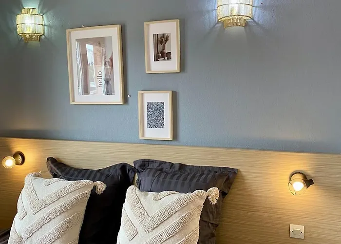 Charming With Swimming Pool *